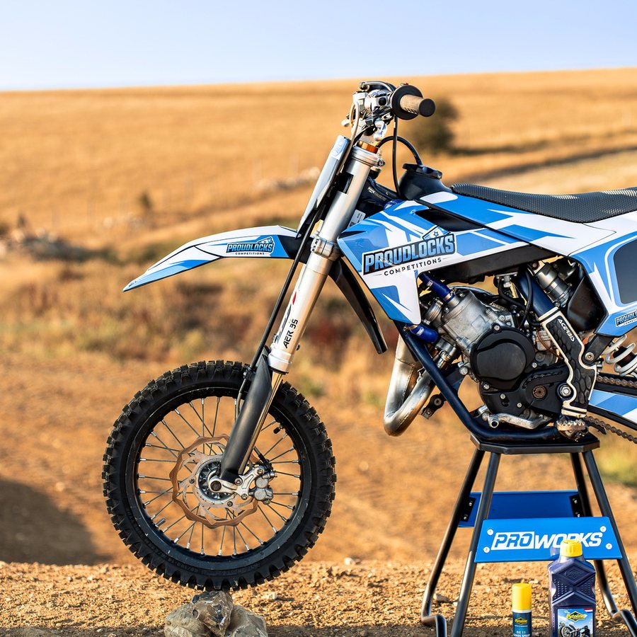 Upgraded forks and Proudlocks graphics